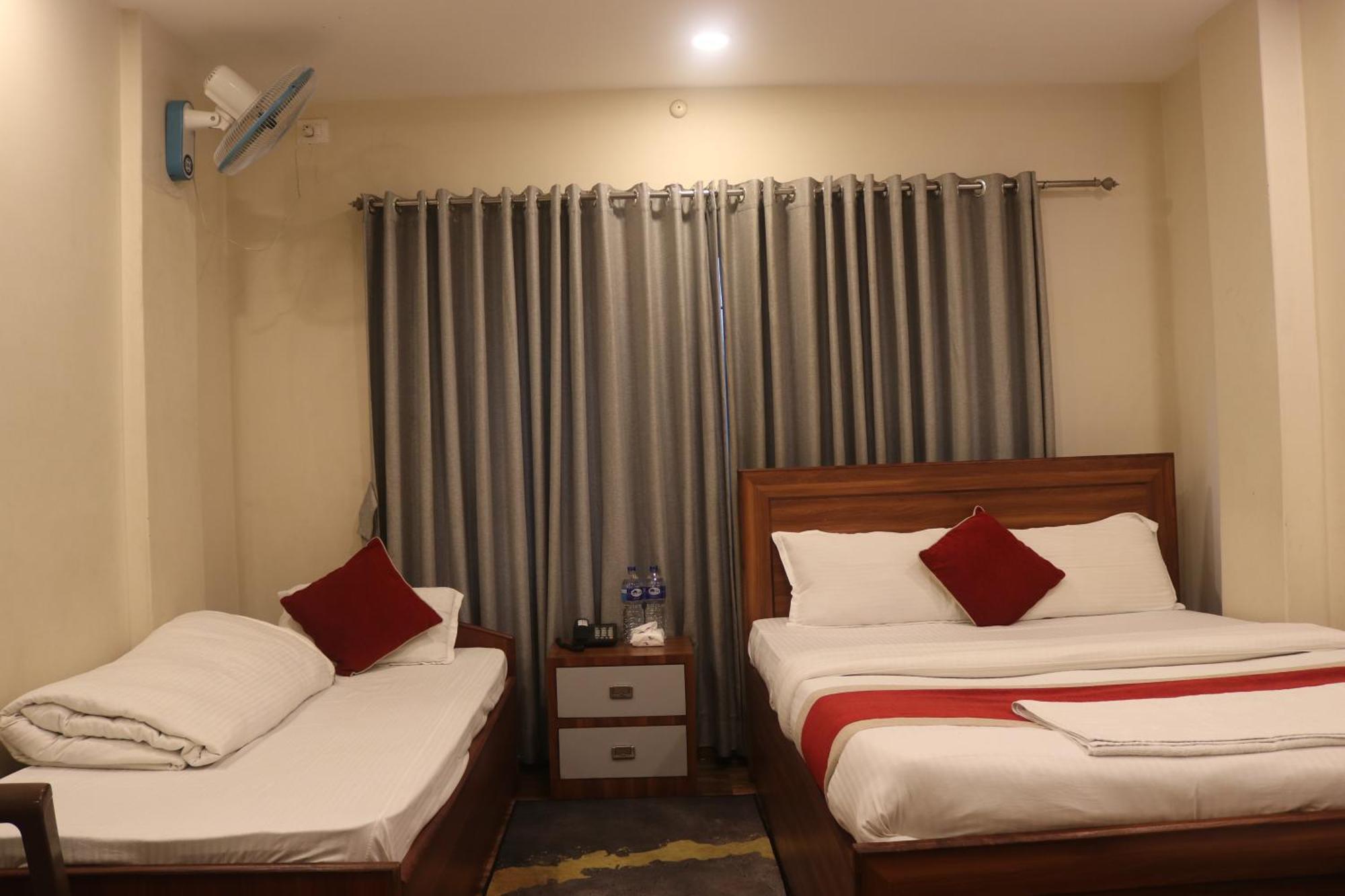 Hotel Tiktok Катманду Екстер'єр фото